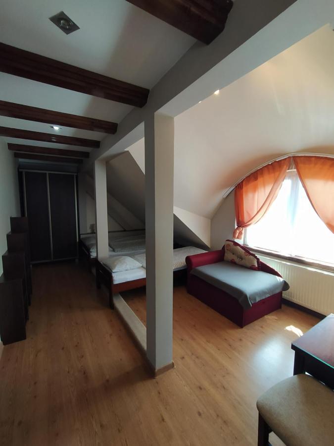 Camelot Apartment Leba Exterior photo
